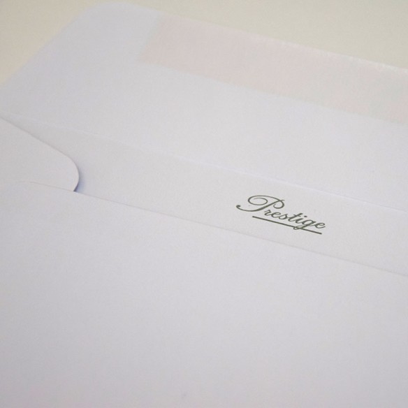 Sobre 165x165 Prestige engomado blanco registro 120 gms