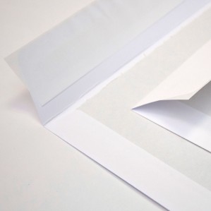 Bolsa 260x360 tira silicona blanco 100 gms dorso cartón 2