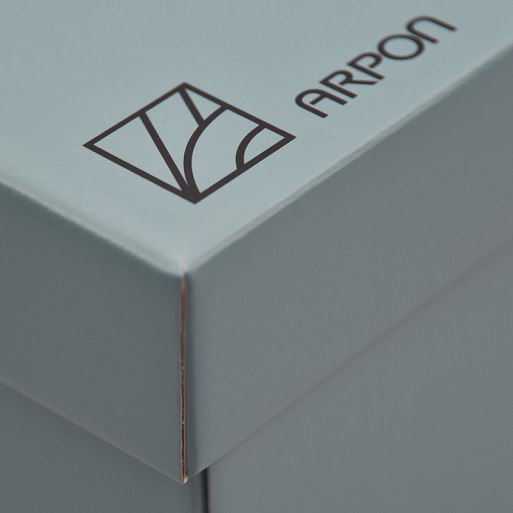 Sobre 162x229 Gama EVENTOS engomado burdeos premium 125 gms