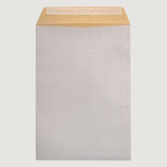 Bolsa 229x324 tira silicona kraft armado blanco 130 gms